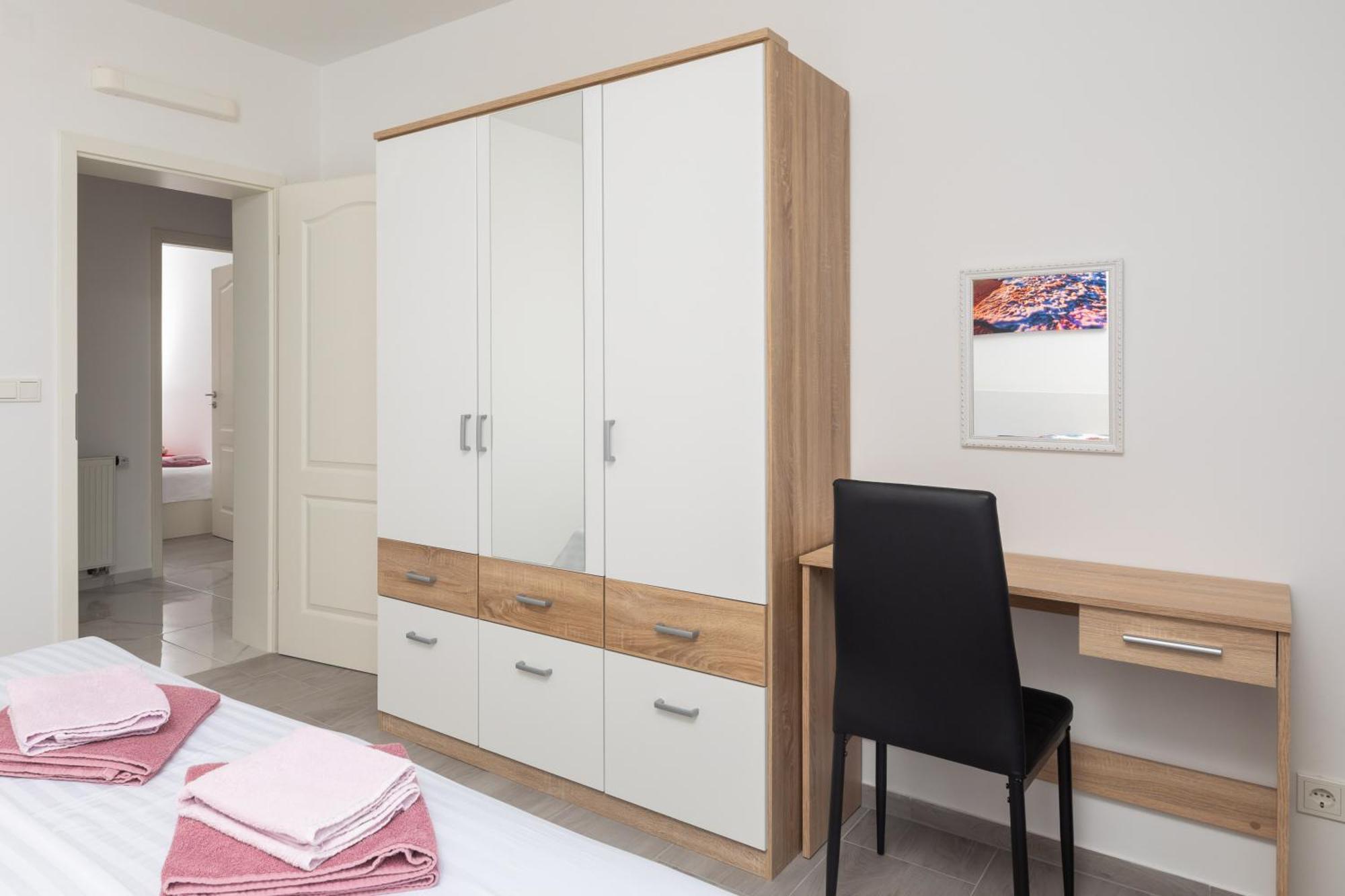 Apartment Paramount Dugi Rat